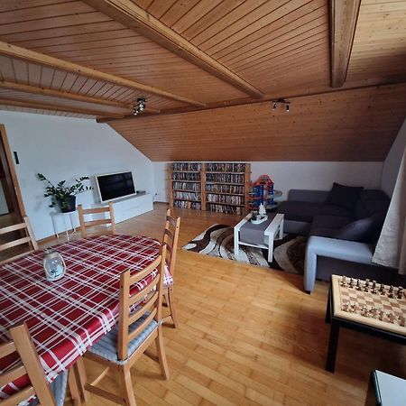 Schoene 3 1/2 Zimmer Wohnung In Der Zentralschweiz Menznau Exterior foto