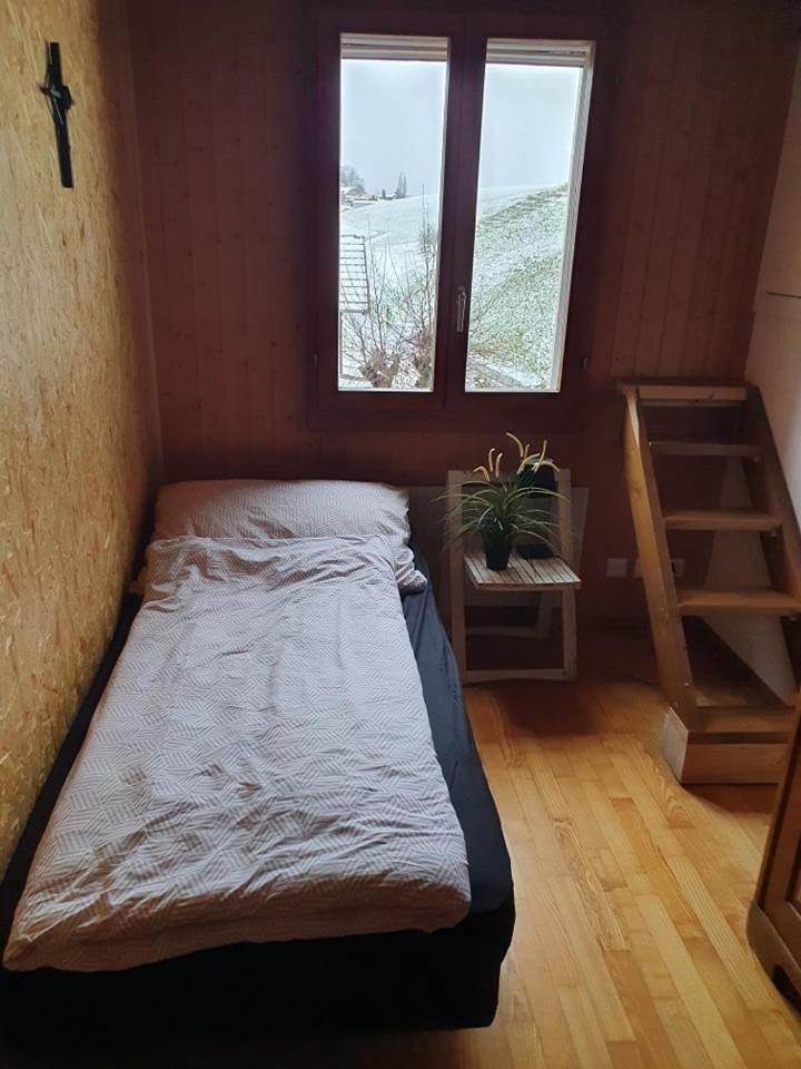 Schoene 3 1/2 Zimmer Wohnung In Der Zentralschweiz Menznau Exterior foto